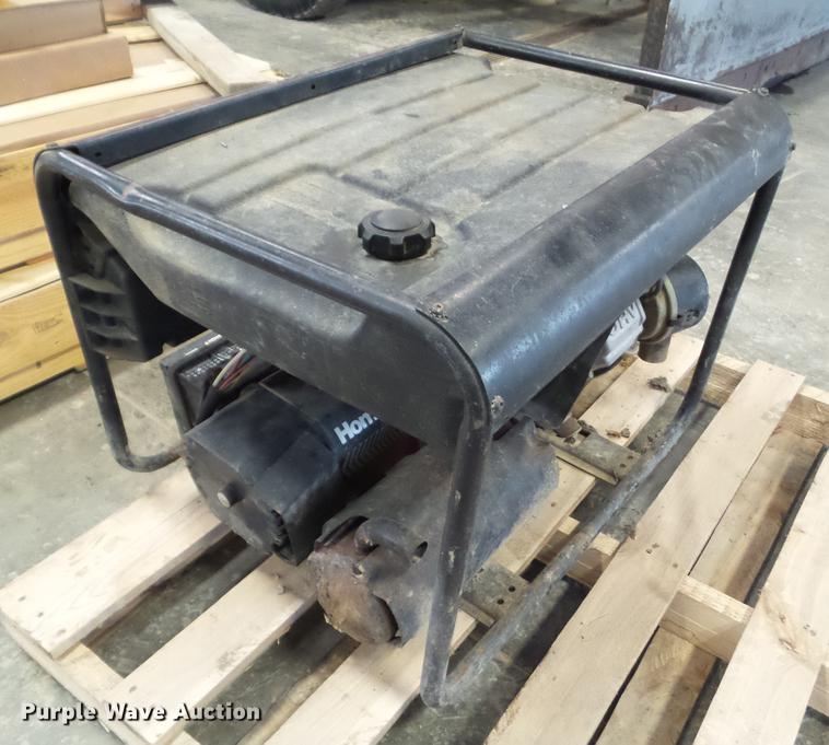 image for item DZ9492 Homelite CRXE5600 generator