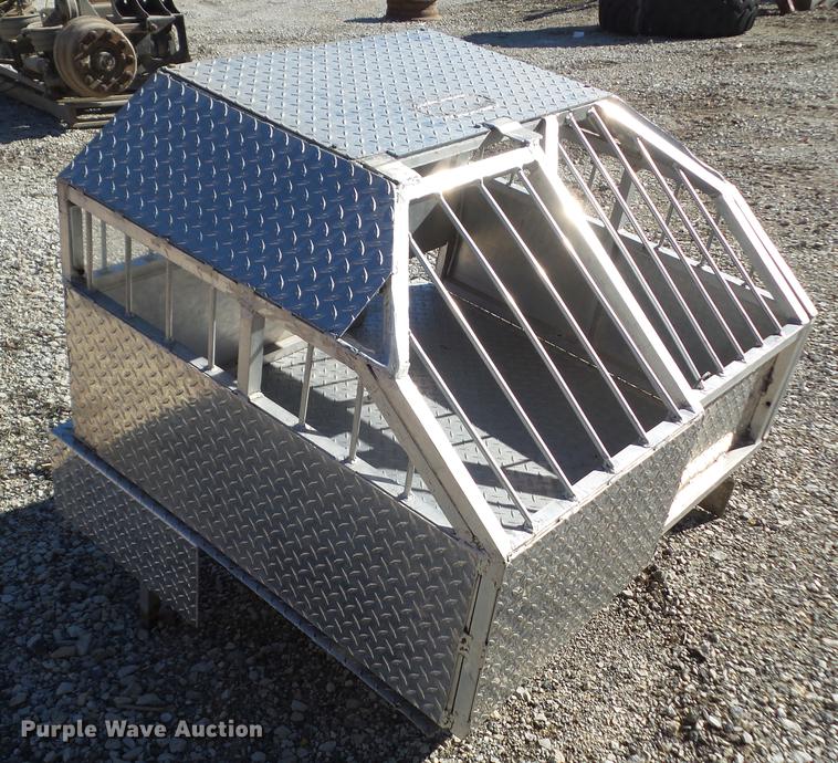 image for item DZ9499 Dog kennel