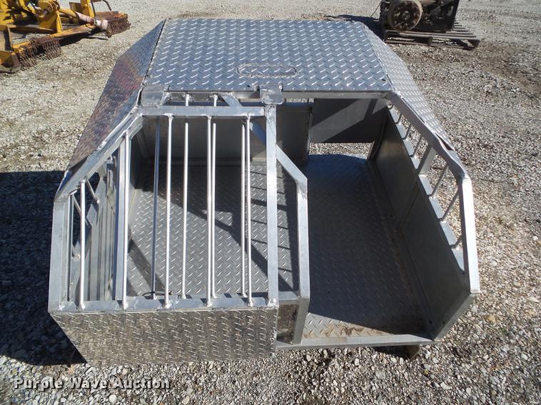 image for item DZ9499 Dog kennel