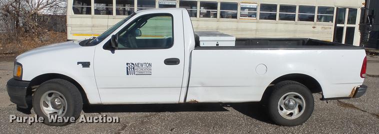 image for item EH9124 2003 Ford F150 pickup truck