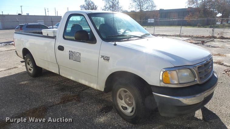 image for item EH9124 2003 Ford F150 pickup truck