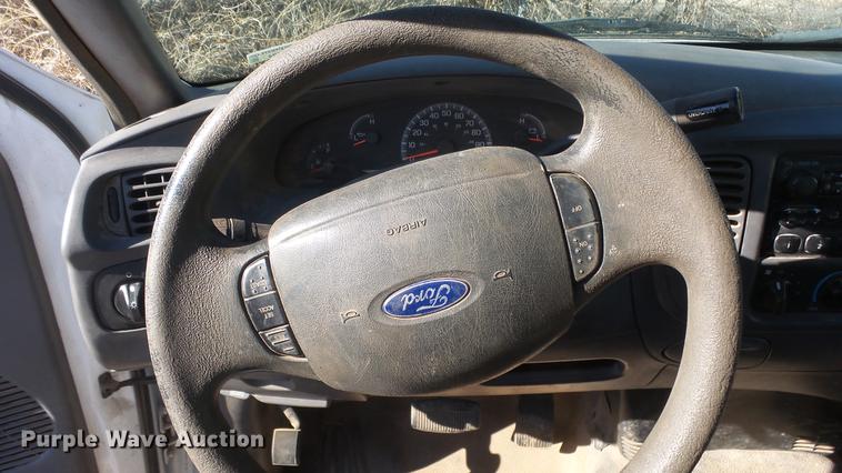 image for item EH9124 2003 Ford F150 pickup truck
