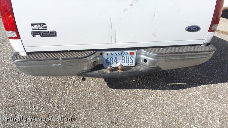 image for item EH9124 2003 Ford F150 pickup truck