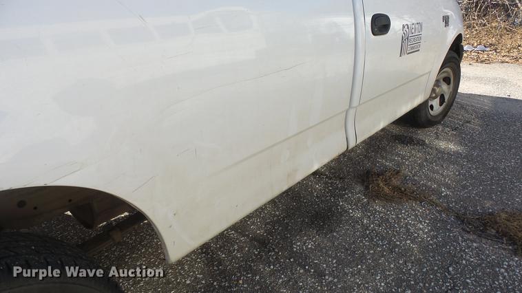 image for item EH9124 2003 Ford F150 pickup truck