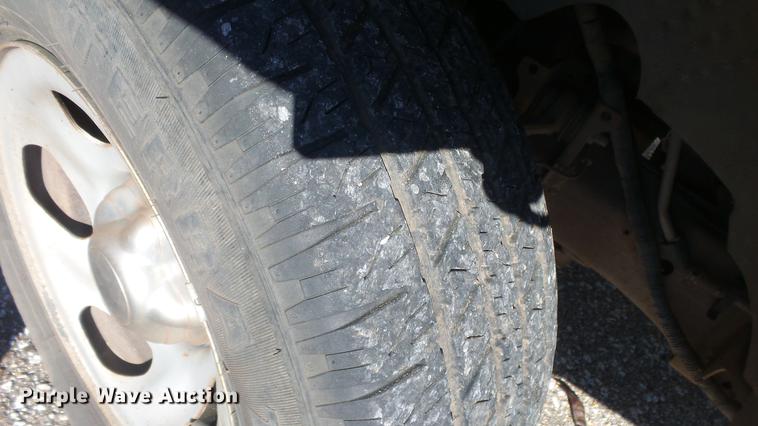 image for item EH9124 2003 Ford F150 pickup truck