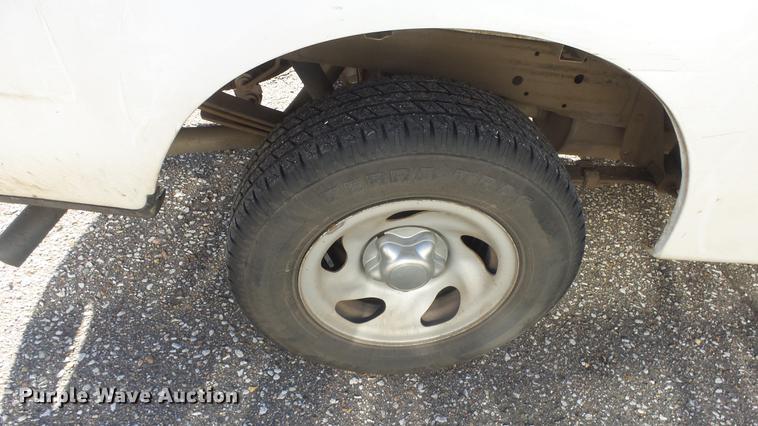 image for item EH9124 2003 Ford F150 pickup truck