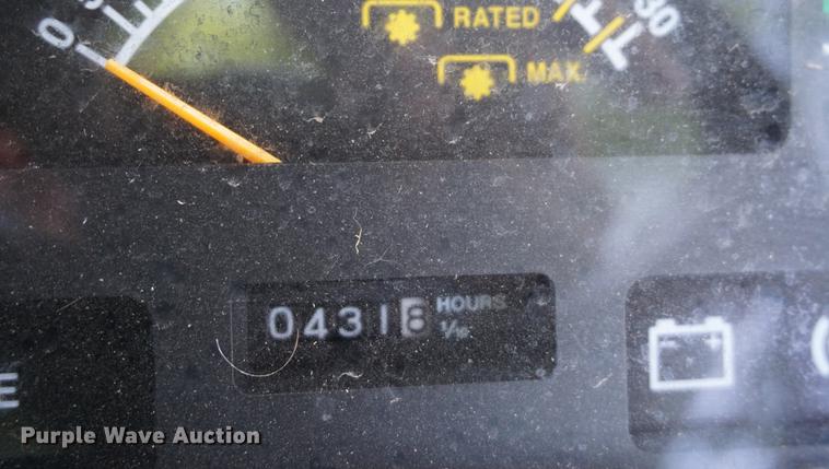 image for item EJ9488 2007 John Deere 790 tractor and finish mower