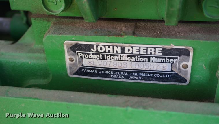 image for item EJ9488 2007 John Deere 790 tractor and finish mower