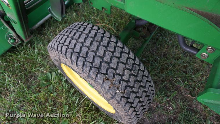 image for item EJ9488 2007 John Deere 790 tractor and finish mower