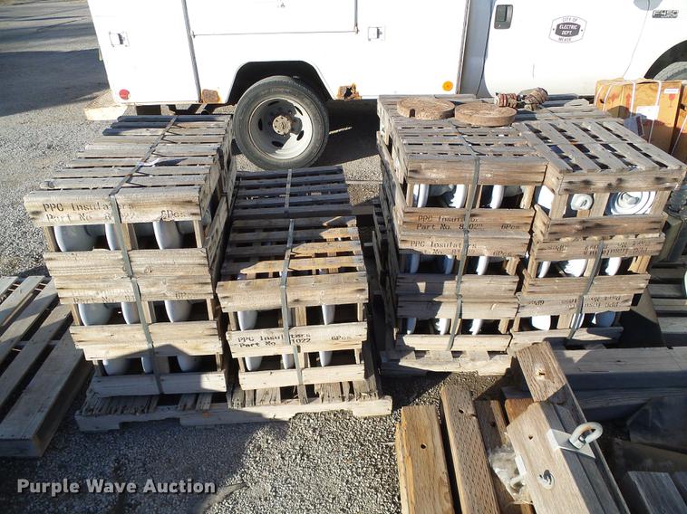 image for item EQ9021 Porcelain electrical insulators