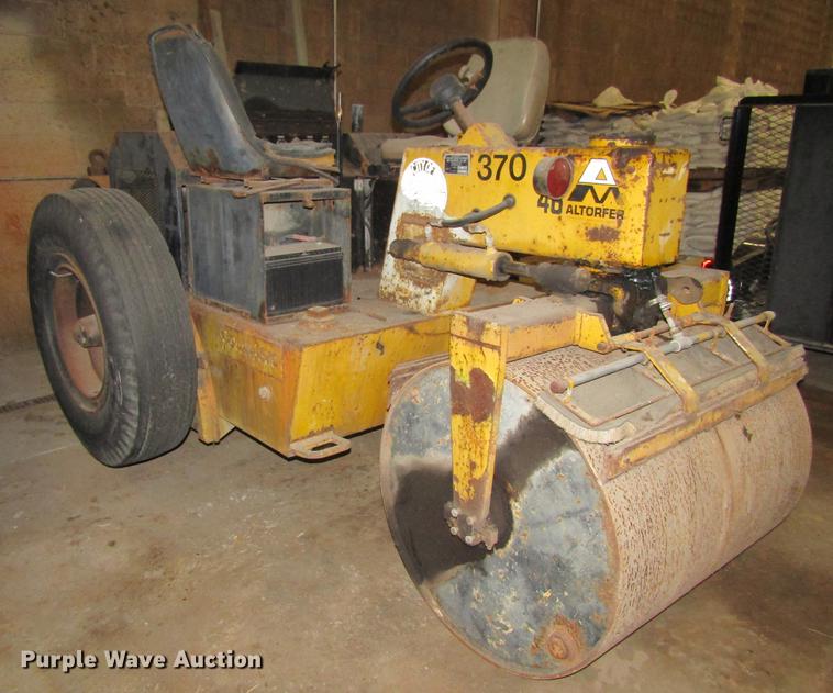 image for item EU9523 Ferguson 46 double drum roller