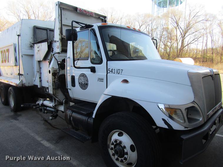 image for item EU9524 2006 International 7400 refuse truck
