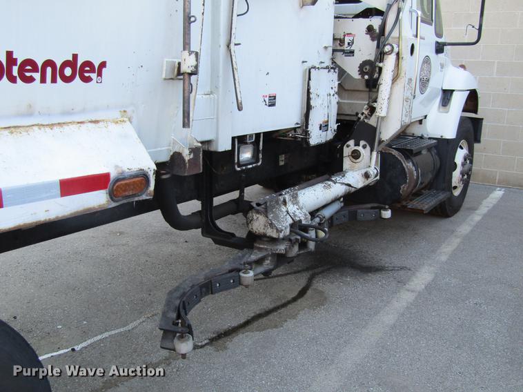 image for item EU9524 2006 International 7400 refuse truck