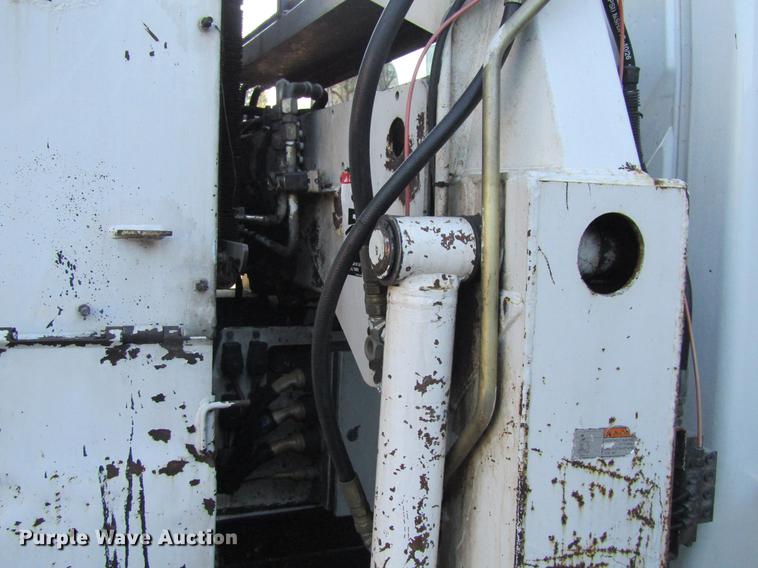 image for item EU9524 2006 International 7400 refuse truck