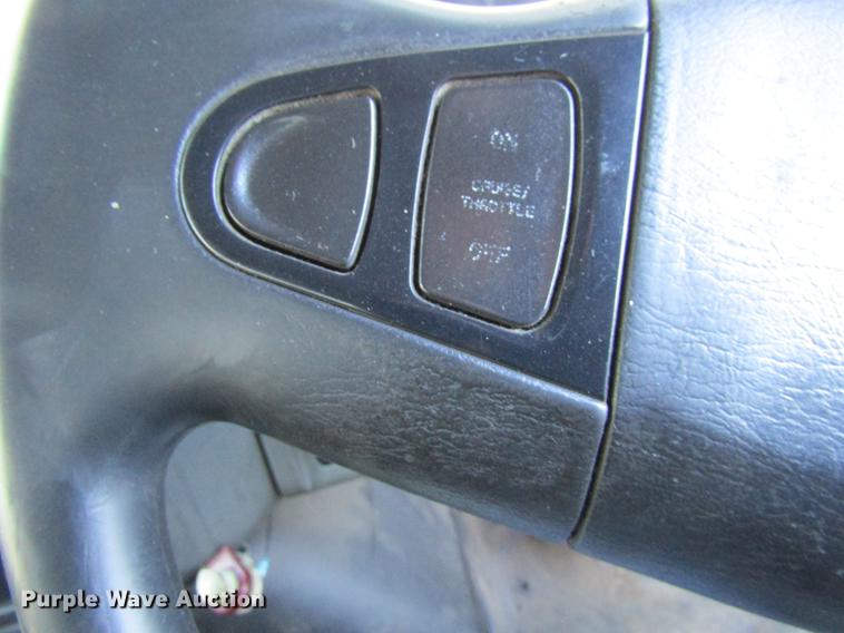 image for item EU9524 2006 International 7400 refuse truck