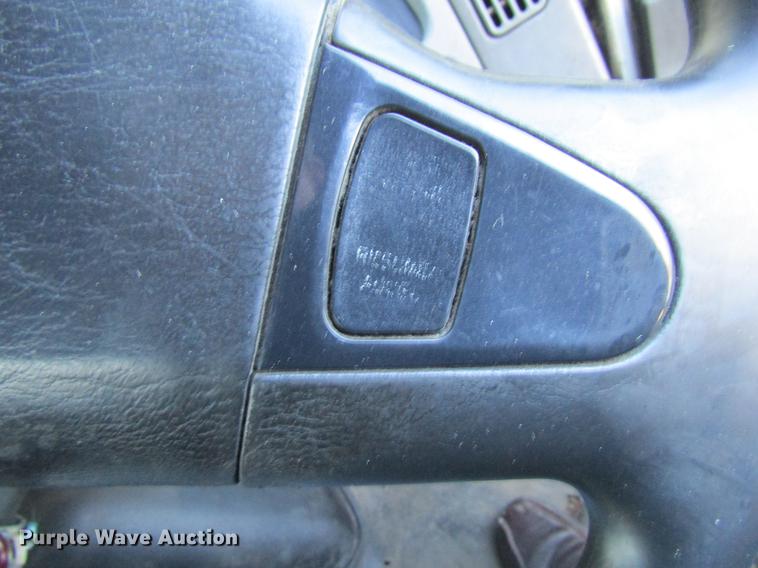 image for item EU9524 2006 International 7400 refuse truck