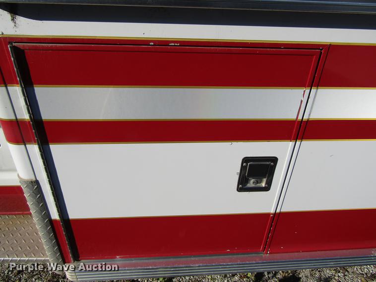 image for item EU9525 1997 Ford Econoline E350 ambulance