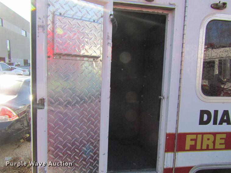 image for item EU9525 1997 Ford Econoline E350 ambulance