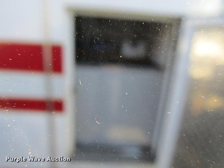 image for item EU9525 1997 Ford Econoline E350 ambulance