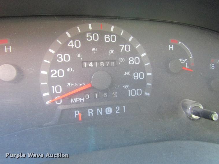 image for item EU9525 1997 Ford Econoline E350 ambulance