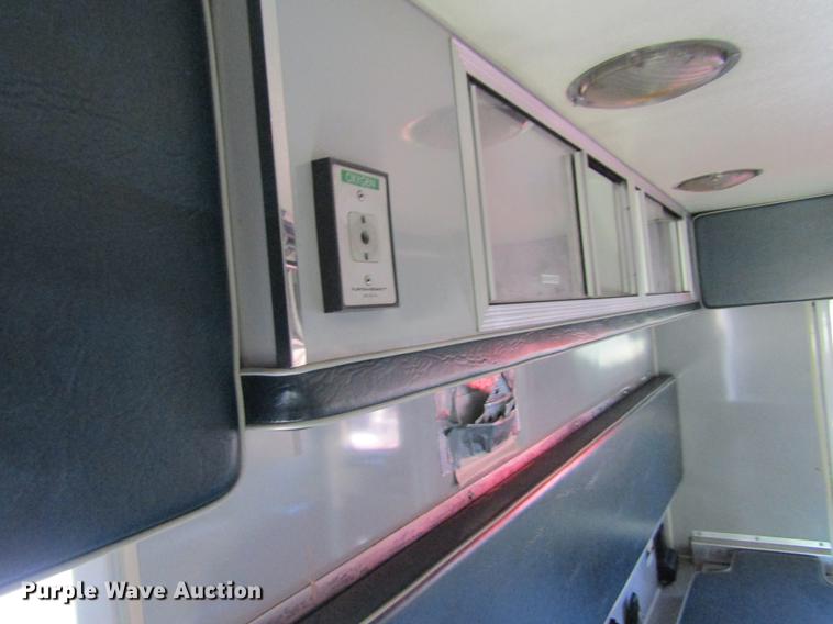 image for item EU9525 1997 Ford Econoline E350 ambulance