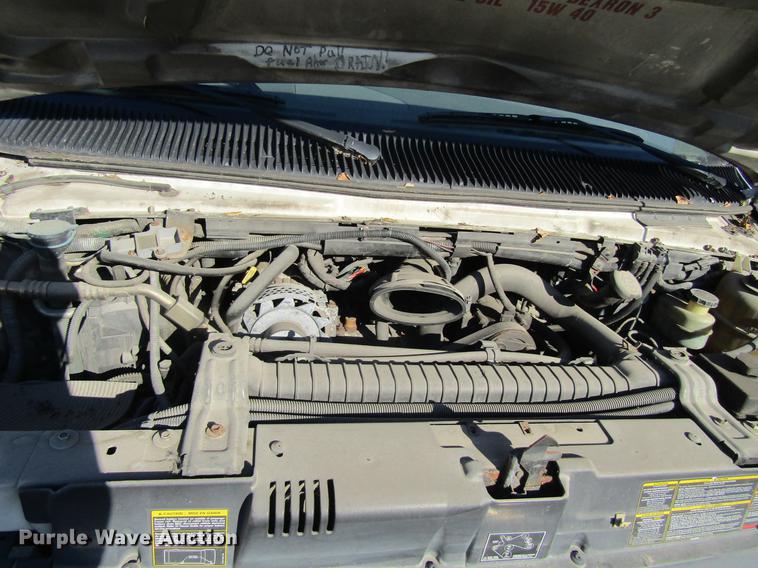 image for item EU9525 1997 Ford Econoline E350 ambulance