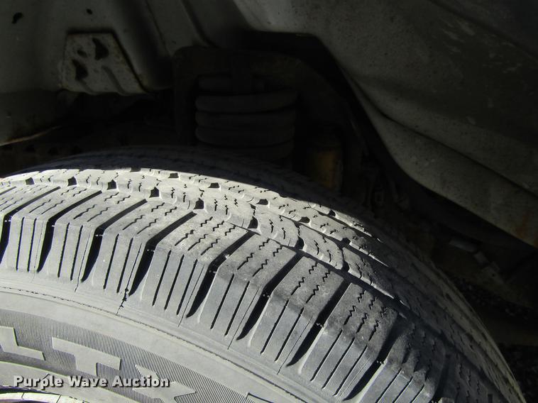 image for item EU9525 1997 Ford Econoline E350 ambulance