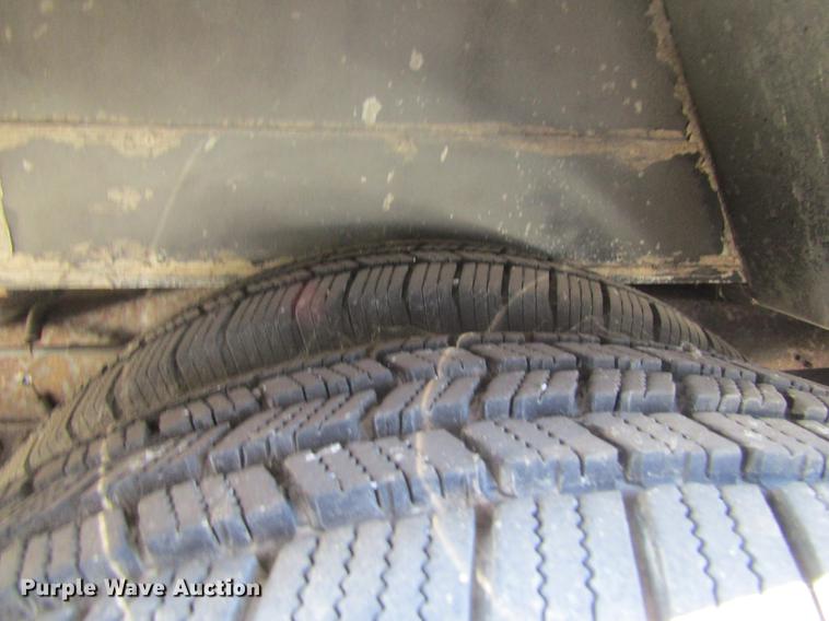 image for item EU9525 1997 Ford Econoline E350 ambulance