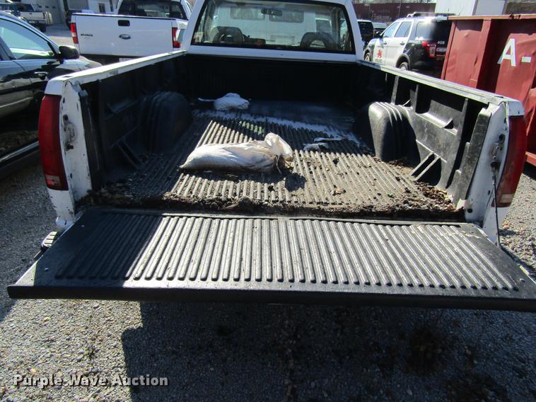 image for item EU9527 1993 Chevrolet 1500 pickup truck
