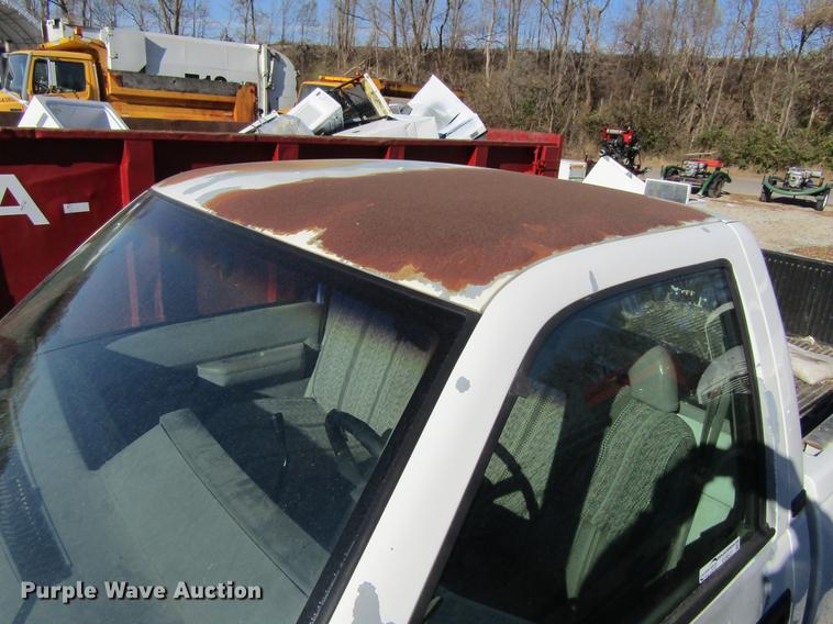 image for item EU9527 1993 Chevrolet 1500 pickup truck