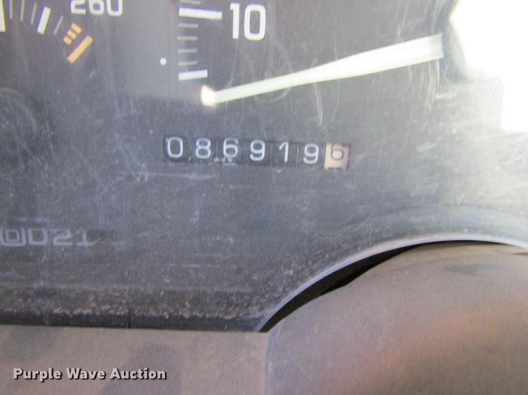 image for item EU9527 1993 Chevrolet 1500 pickup truck