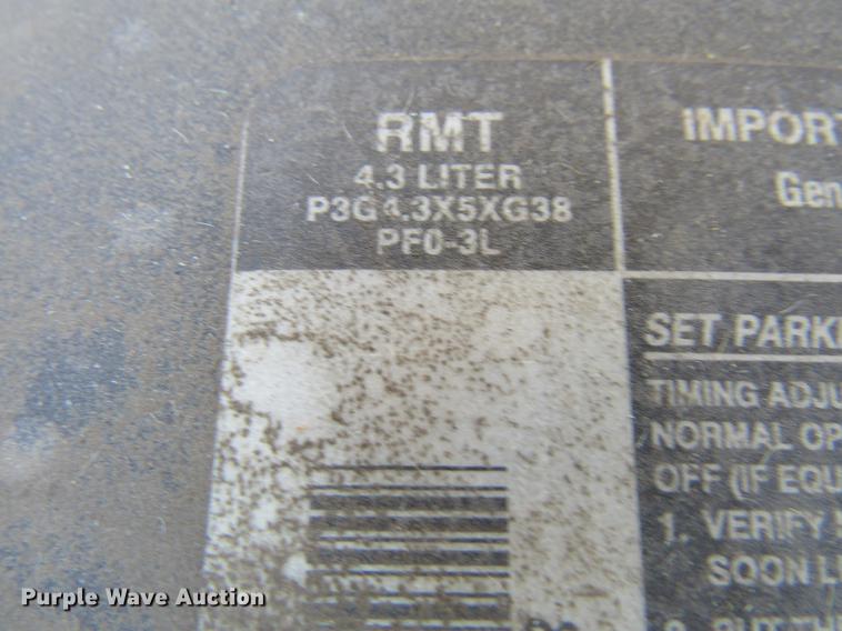 image for item EU9527 1993 Chevrolet 1500 pickup truck