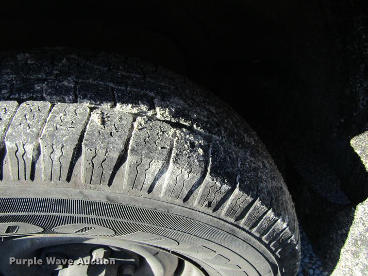 image for item EU9527 1993 Chevrolet 1500 pickup truck