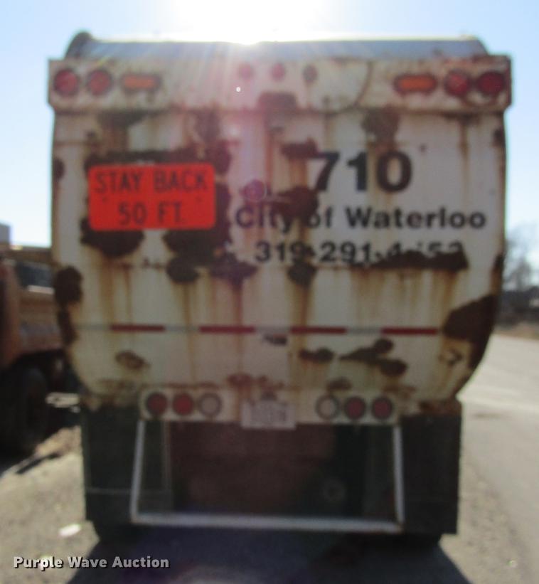 image for item EU9531 2008 American Lafrance Condor refuse truck