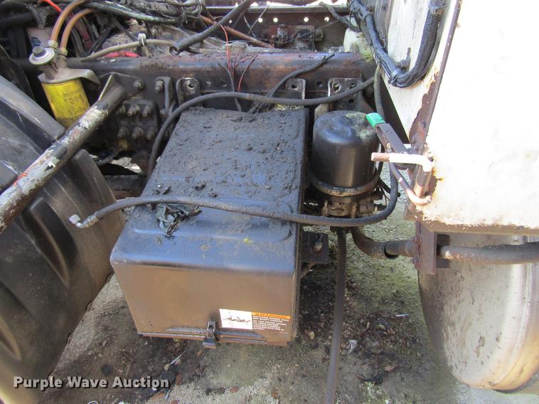 image for item EU9531 2008 American Lafrance Condor refuse truck