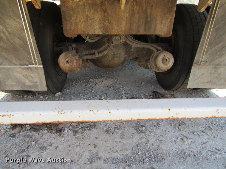 image for item EU9531 2008 American Lafrance Condor refuse truck