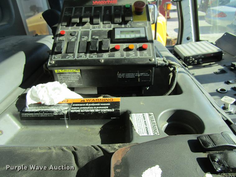 image for item EU9531 2008 American Lafrance Condor refuse truck