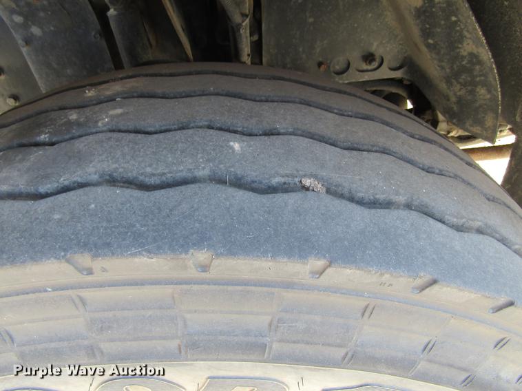 image for item EU9531 2008 American Lafrance Condor refuse truck