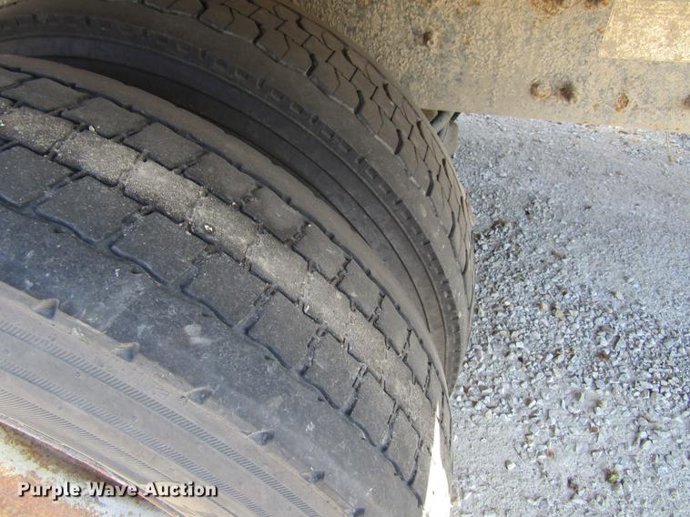 image for item EU9531 2008 American Lafrance Condor refuse truck