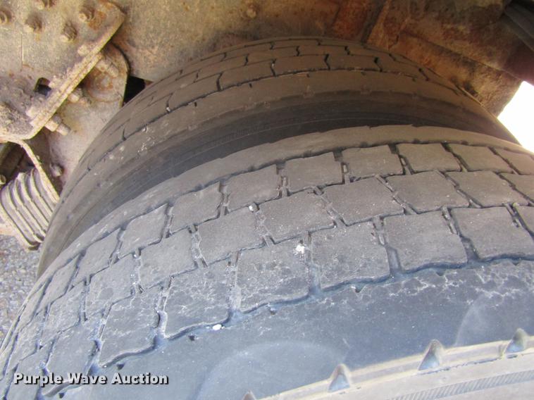 image for item EU9531 2008 American Lafrance Condor refuse truck