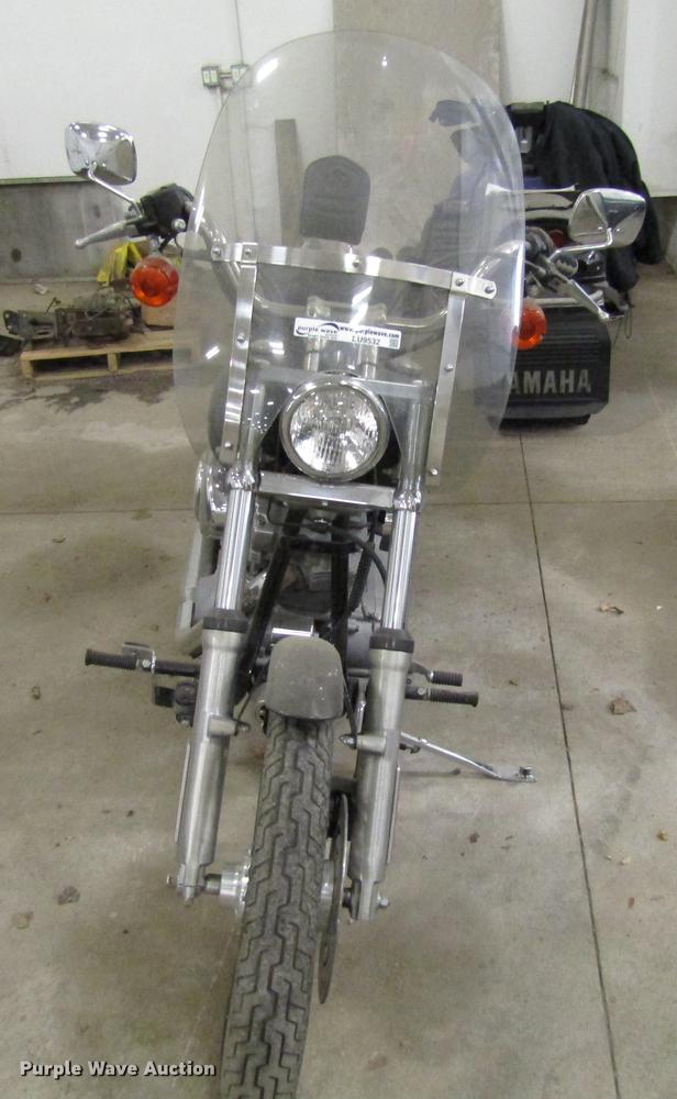 image for item EU9532 2001 Harley Davidson FXST motorcycle