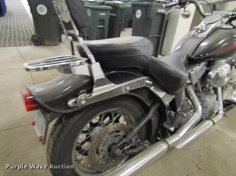 image for item EU9532 2001 Harley Davidson FXST motorcycle