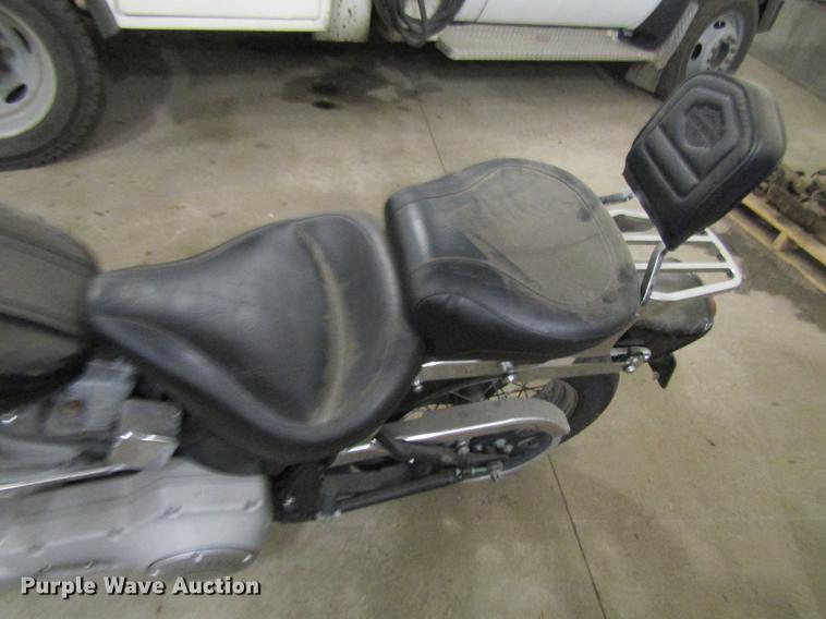 image for item EU9532 2001 Harley Davidson FXST motorcycle