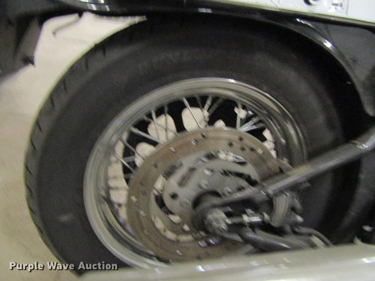 image for item EU9532 2001 Harley Davidson FXST motorcycle