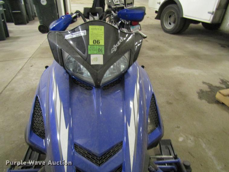 image for item EU9533 2006 Yamaha RS90NRLL snowmobile