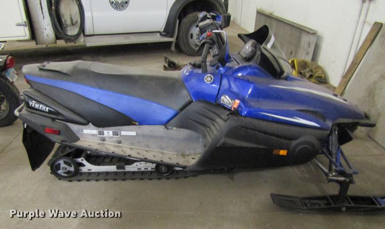 image for item EU9533 2006 Yamaha RS90NRLL snowmobile