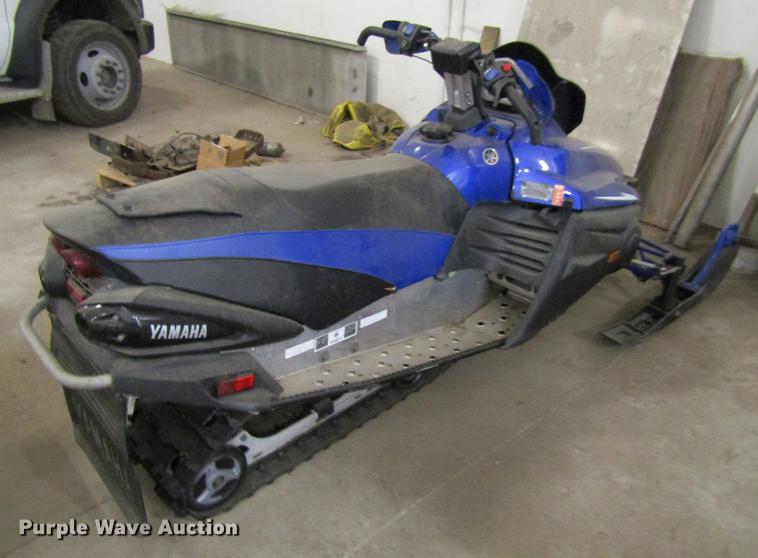 2006 Yamaha RS90NRLL snowmobile in Waterloo, IA Item EU9533 sold