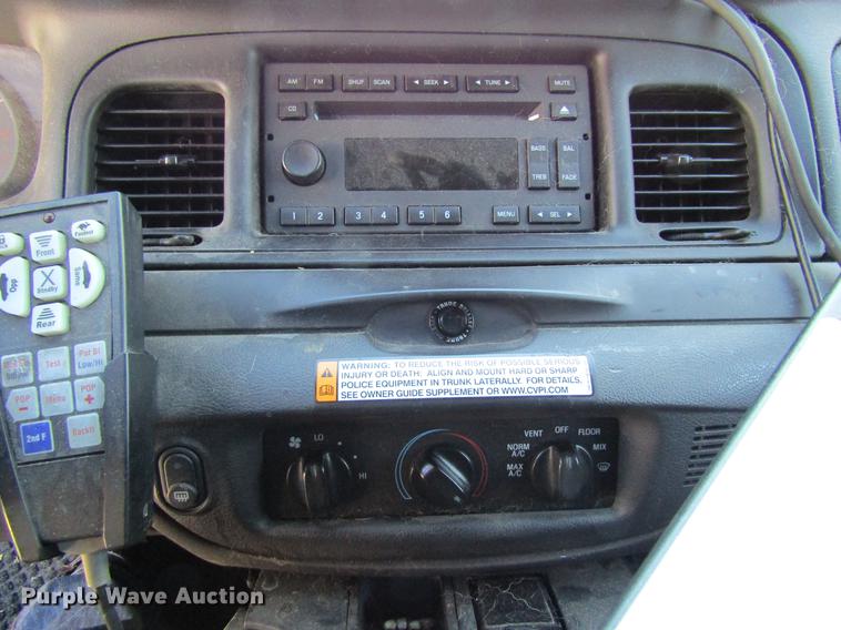 image for item EU9536 2011 Ford Crown Victoria Police Interceptor