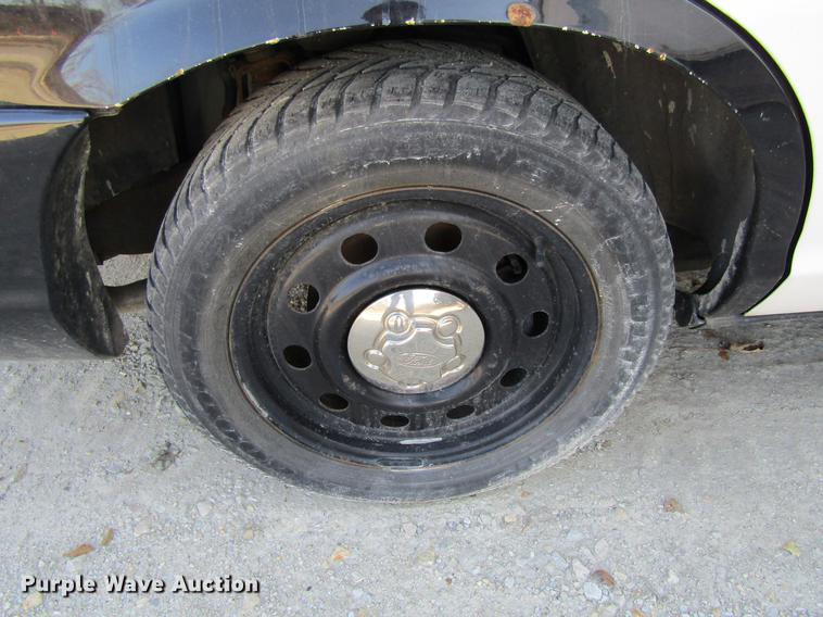 image for item EU9536 2011 Ford Crown Victoria Police Interceptor