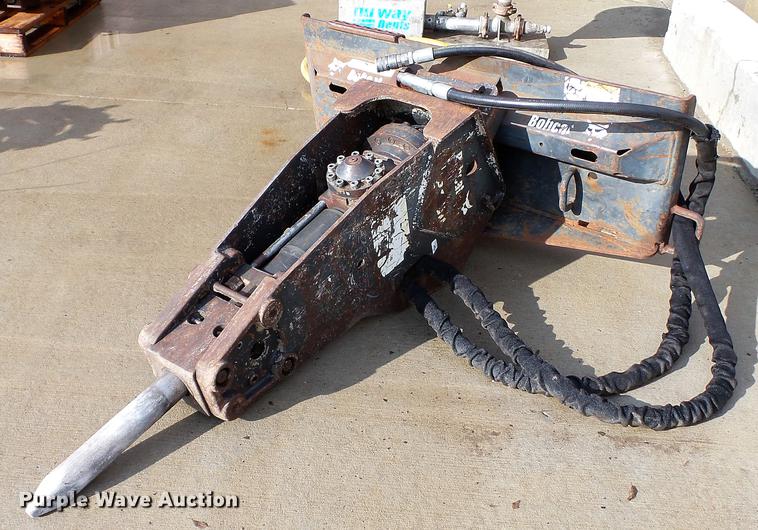 image for item EV9527 Bobcat B950 breaker